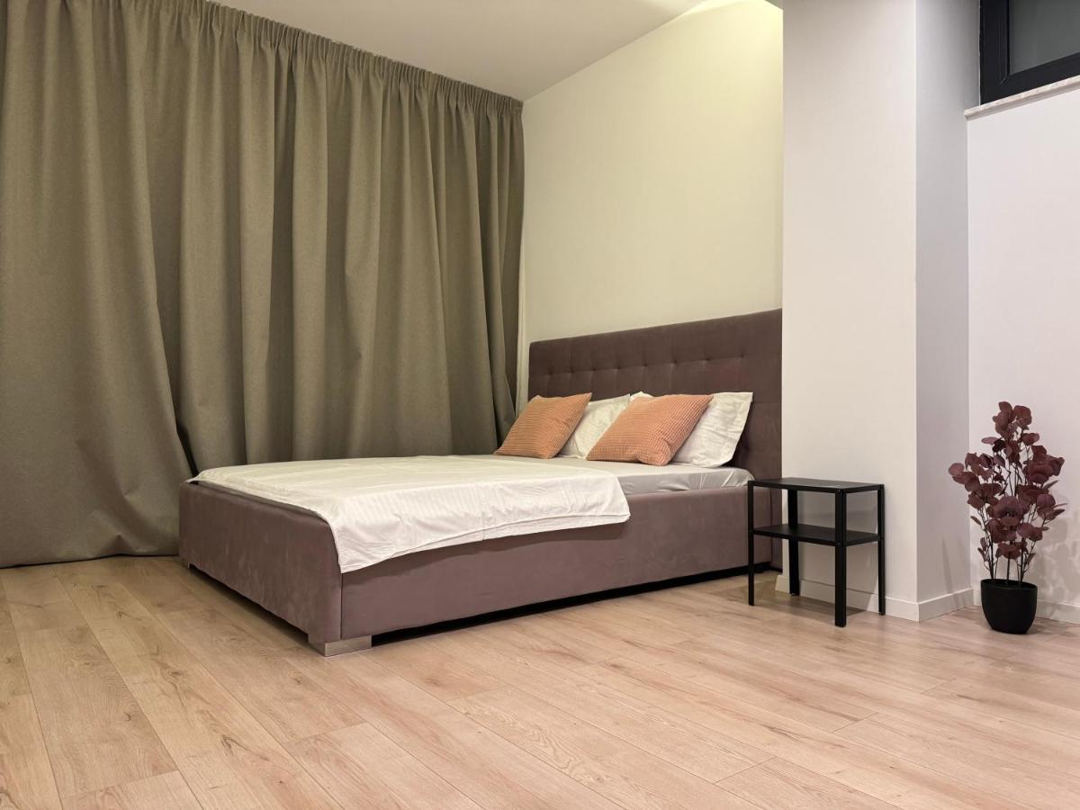 Warm Hotel Apartment บูคาเรสต์ ภายนอก รูปภาพ