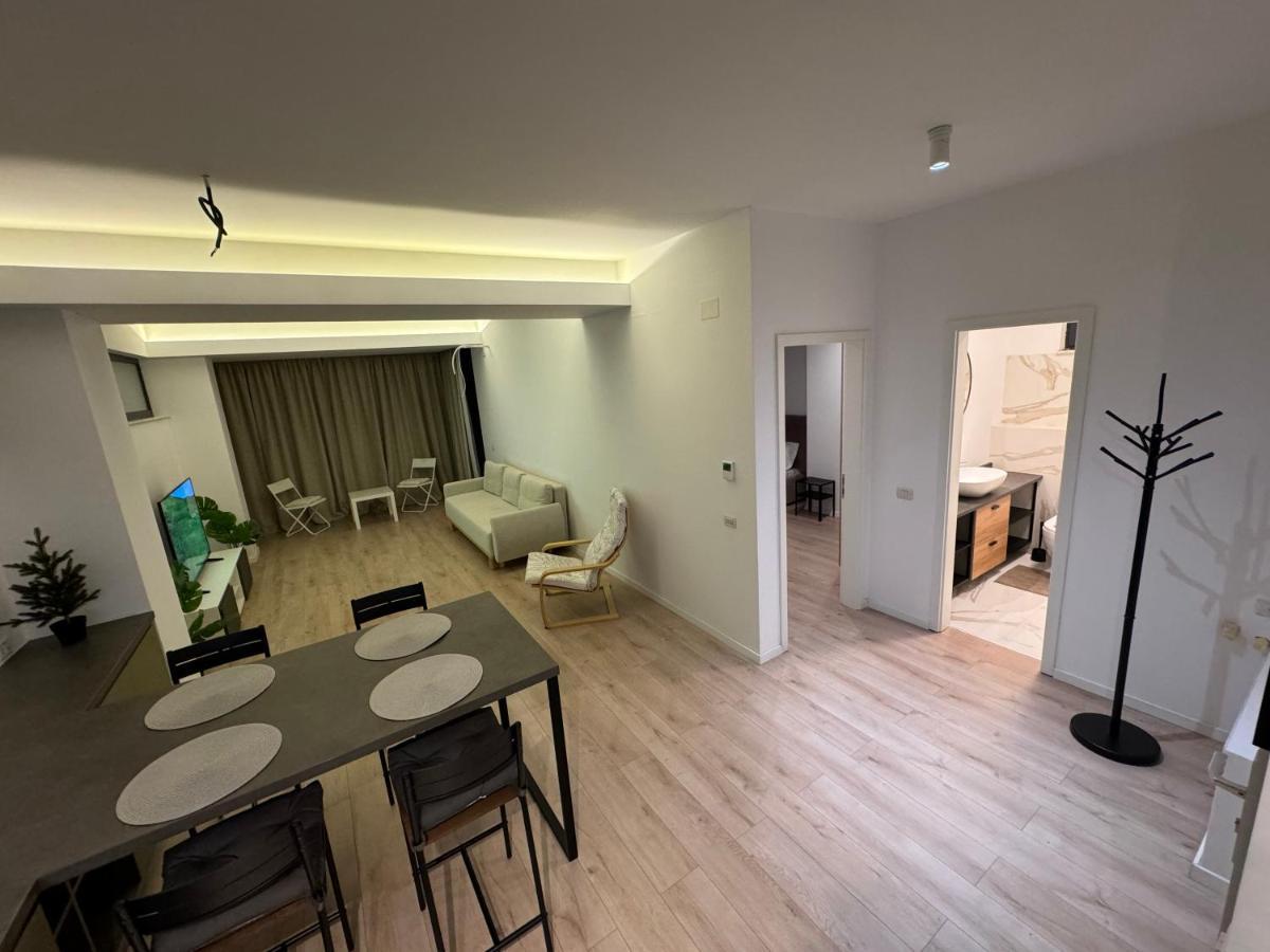 Warm Hotel Apartment บูคาเรสต์ ภายนอก รูปภาพ