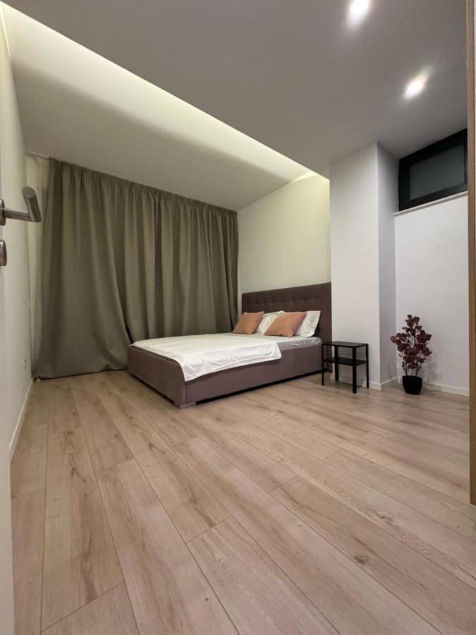 Warm Hotel Apartment บูคาเรสต์ ภายนอก รูปภาพ