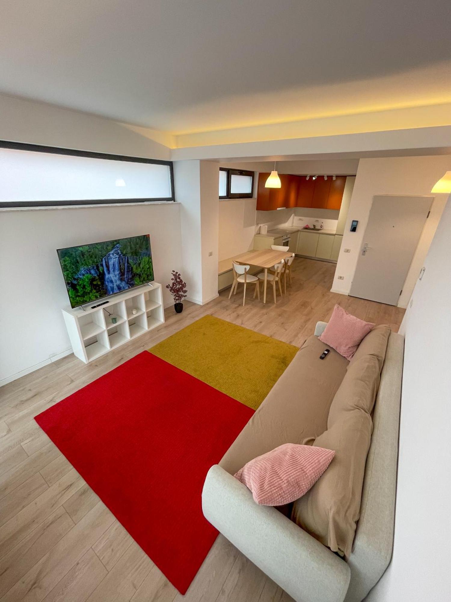 Warm Hotel Apartment บูคาเรสต์ ภายนอก รูปภาพ