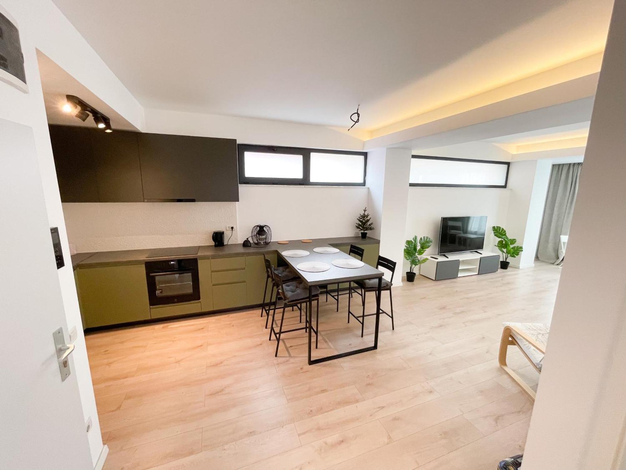 Warm Hotel Apartment บูคาเรสต์ ภายนอก รูปภาพ